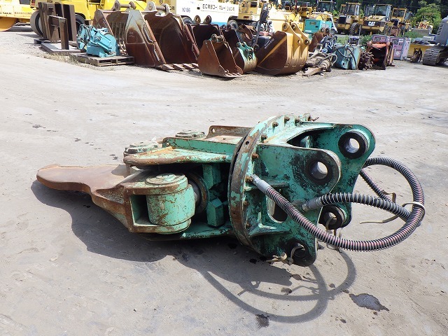 MF200F-REF25007787-002.jpg