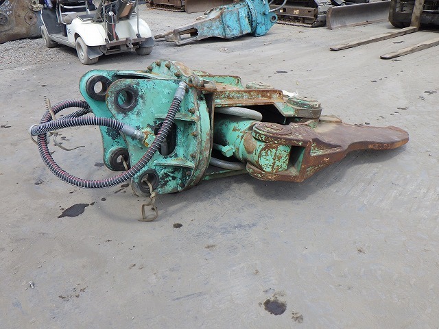 MF200F-REF25007787-004.jpg