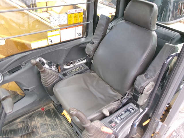a010-lxnr.jpg